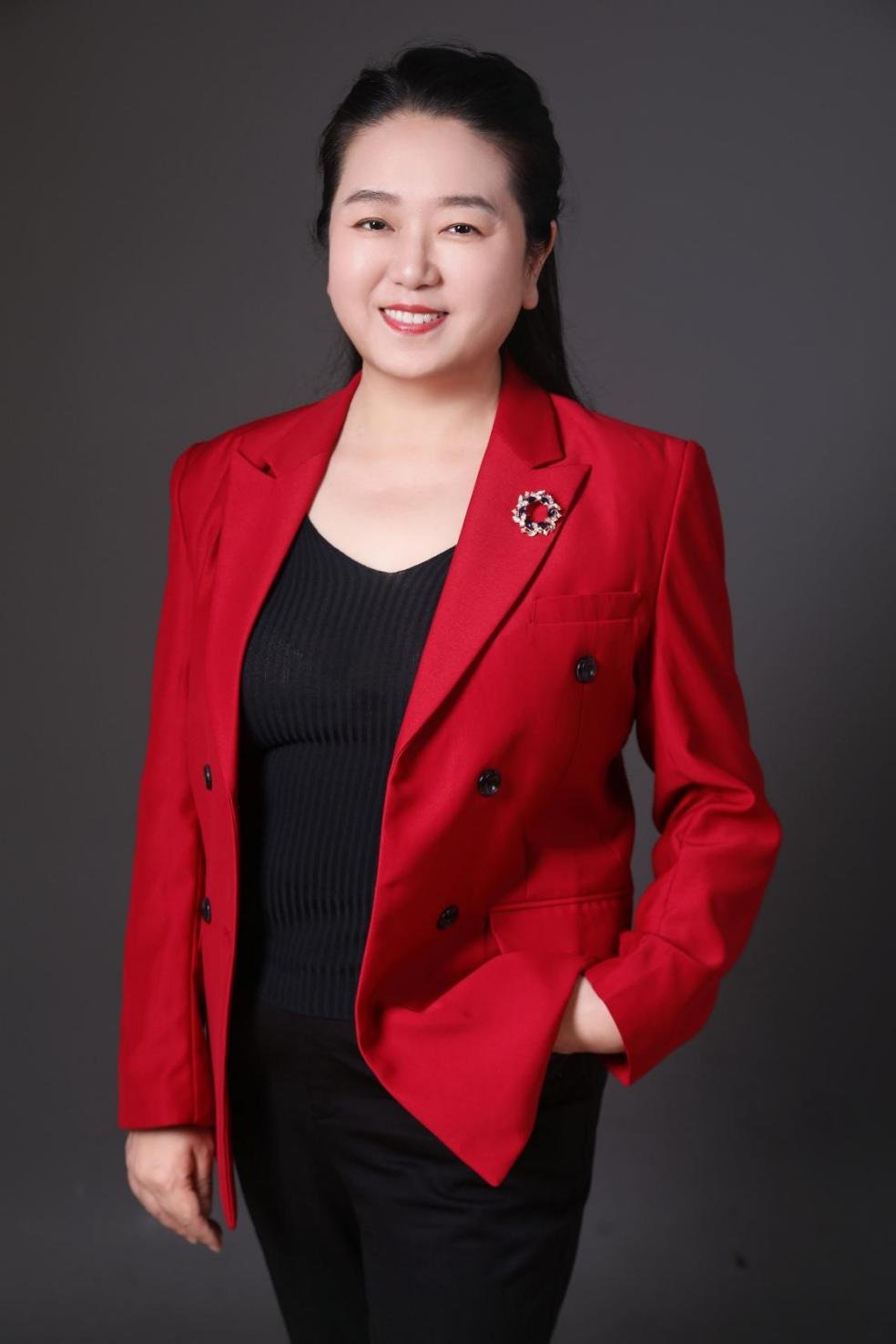 更用言传身教告诉我们什么是坚持与纯粹